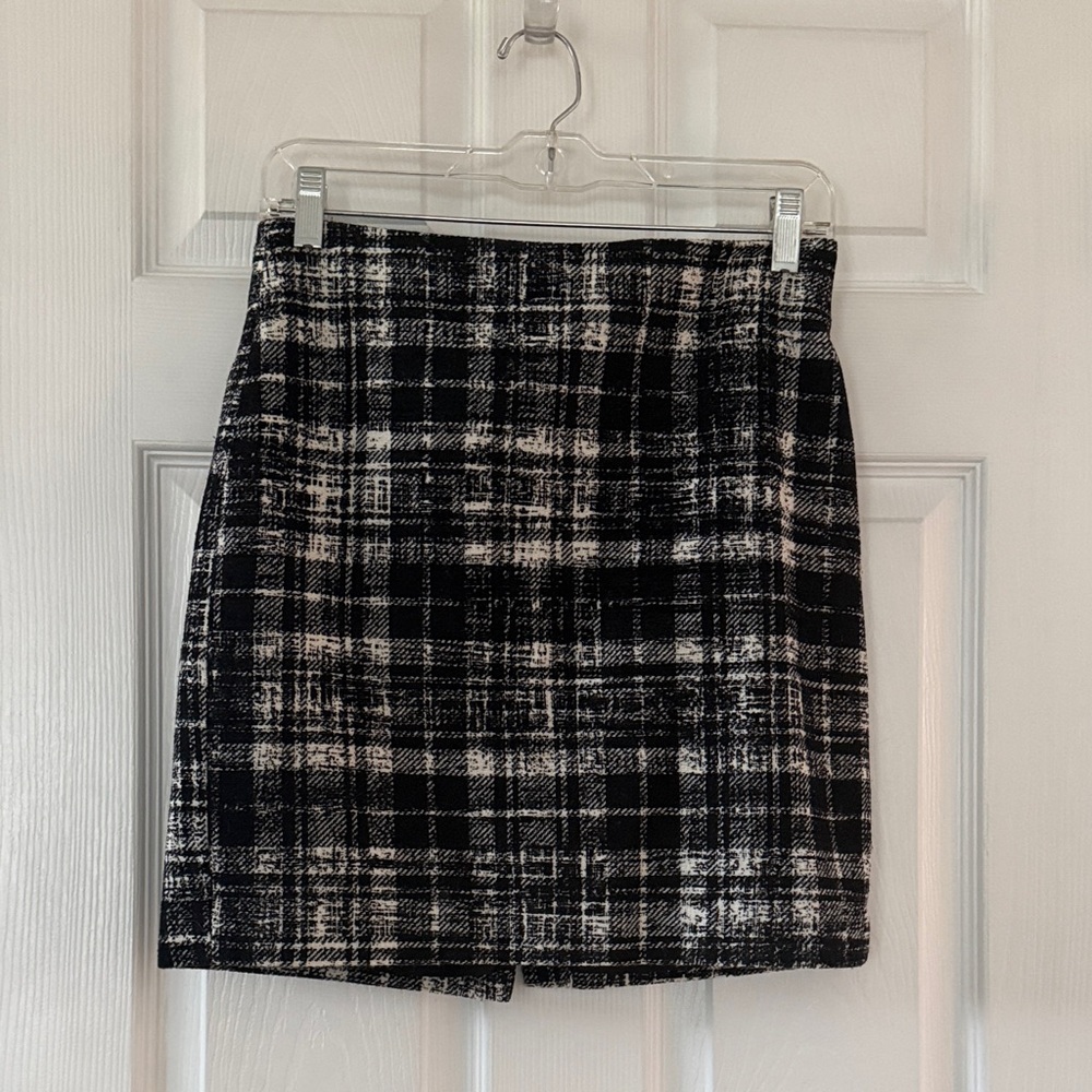 Ann Taylor Black and White Plaid Mini Skirt
